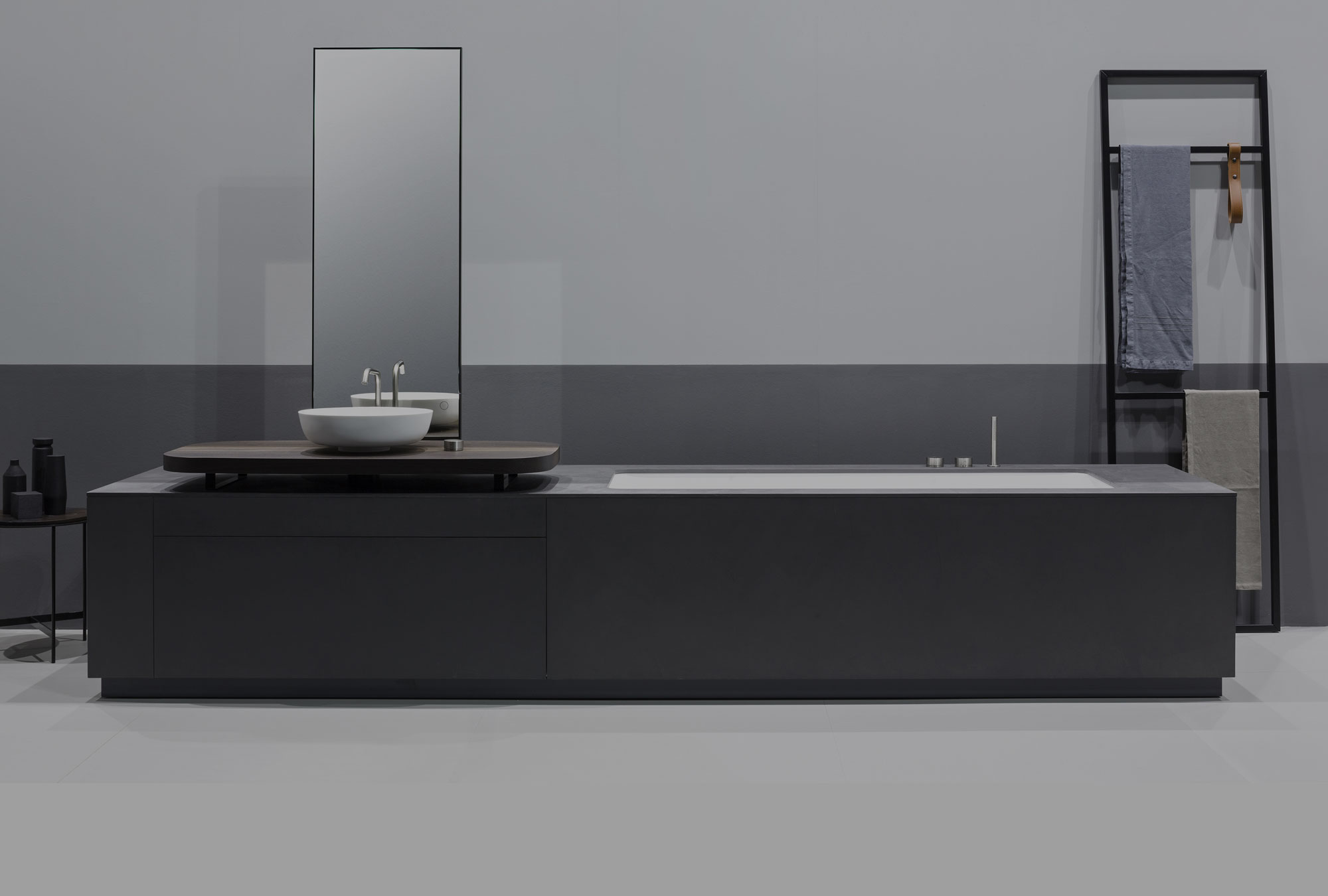 Makro, Bathroom Concepts